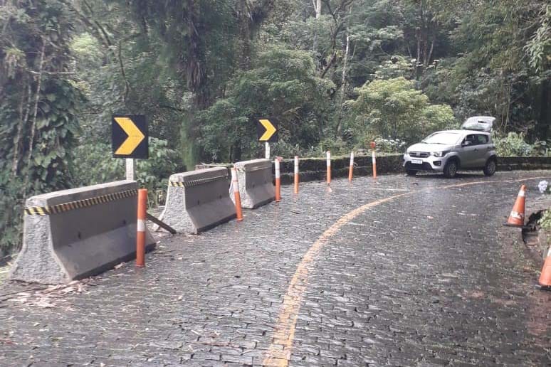DER libera Estrada da Graciosa; chuvas e monitoramento das encostas podem levar a novos bloqueios - Foto: DER