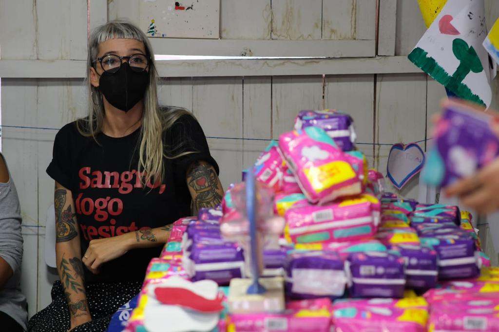 Ao todo mais de 28.800 absorventes serão destinados para as lideranças de onze comunidades do Paraná (Créd. Venâncio Filho) Ao todo mais de 28.800 absorventes serão destinados para as lideranças de onze comunidades do Paraná - Foto: Venâncio Filho