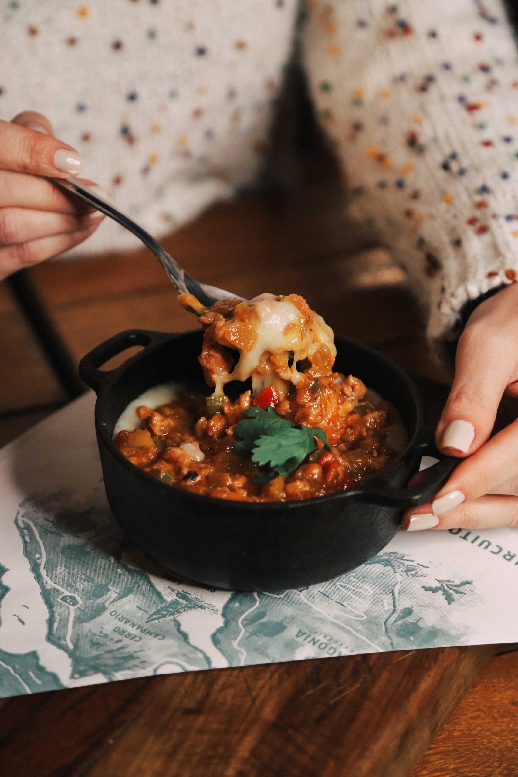 Creme-de-Aipim-com-Ragu-de-Linguica-Cred-Carolina-Costa-2