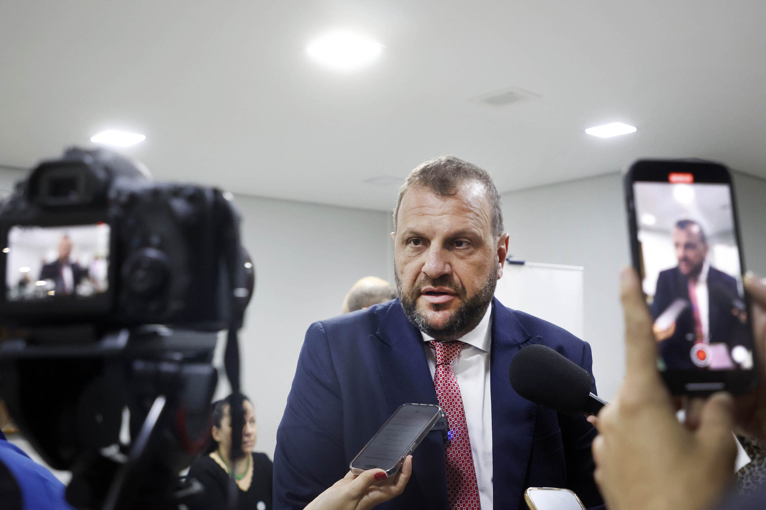 Prazo para prefeituras aderirem ao Programa de Higiene Íntima vai até dia 14. “Queremos que os prefeitos façam sua adesão porque o dinheiro está disponível e será utilizado para uma política pública muito importante”, afirma o secretário do Desenvolvimento Social e Família, Rogério Carboni - Foto: Divulgação/AEN