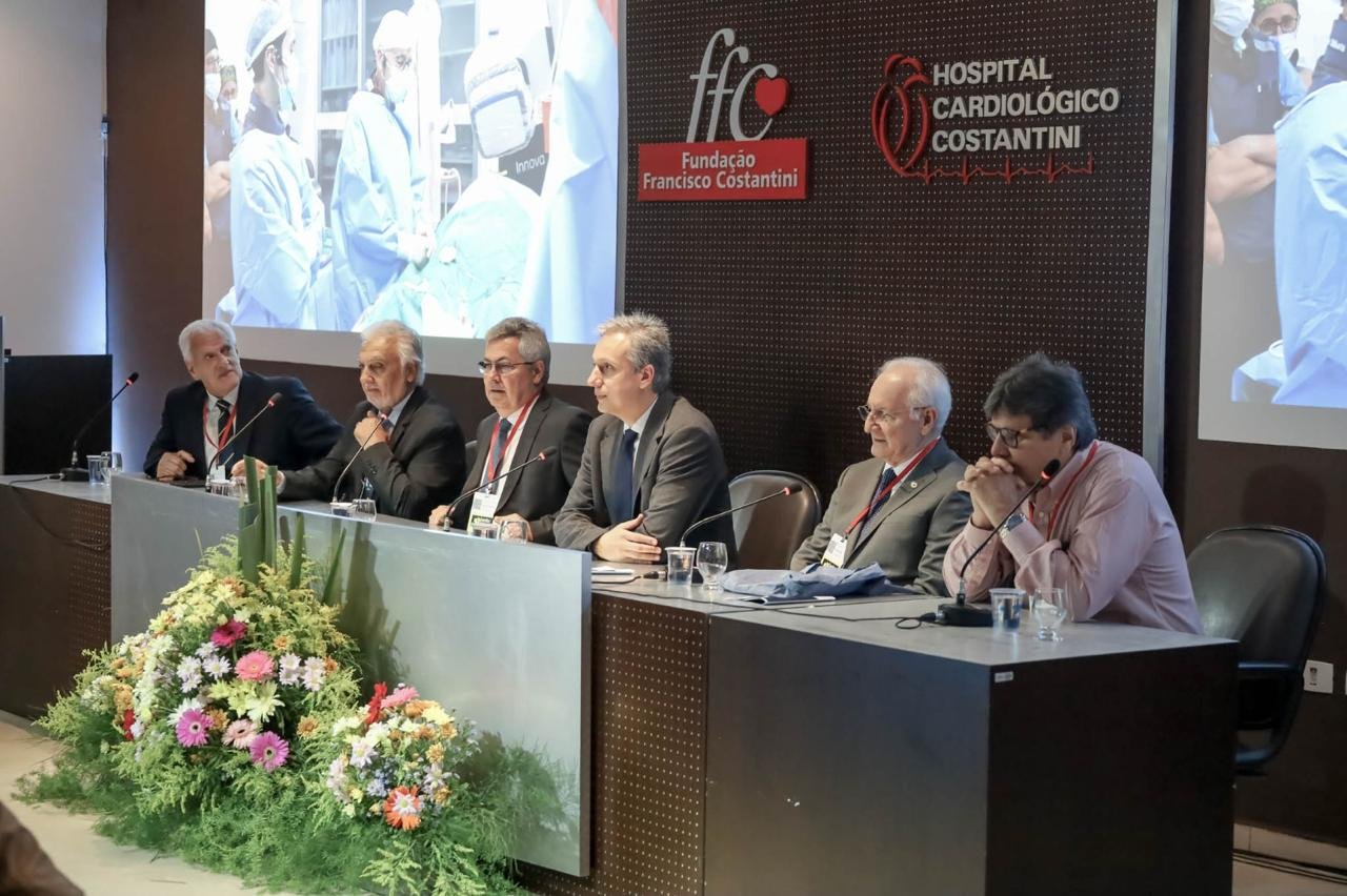 Curitiba sedia um dos principais congressos de cardiologia intervencionista da América Latina