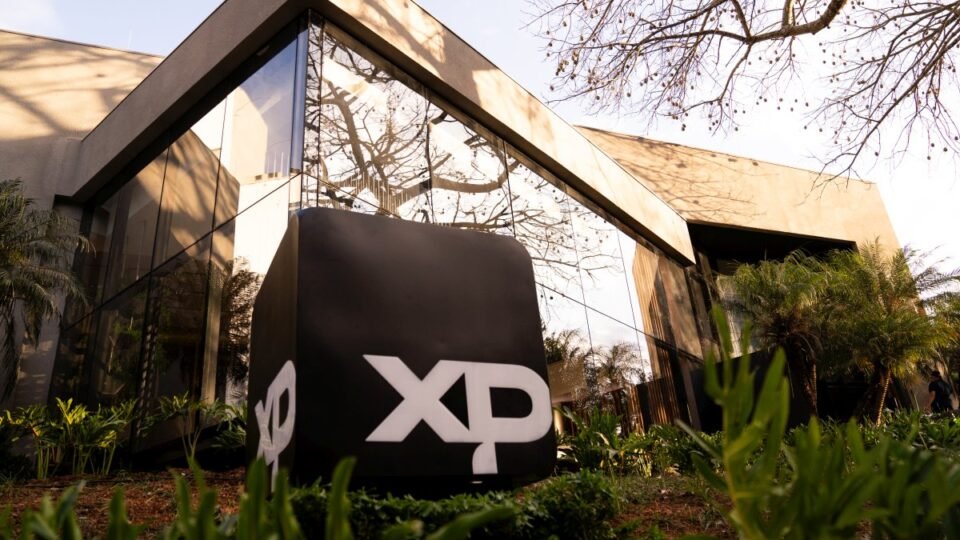 XP abre vagas em Curitiba para interessados em iniciar carreira de assessor de investimentos