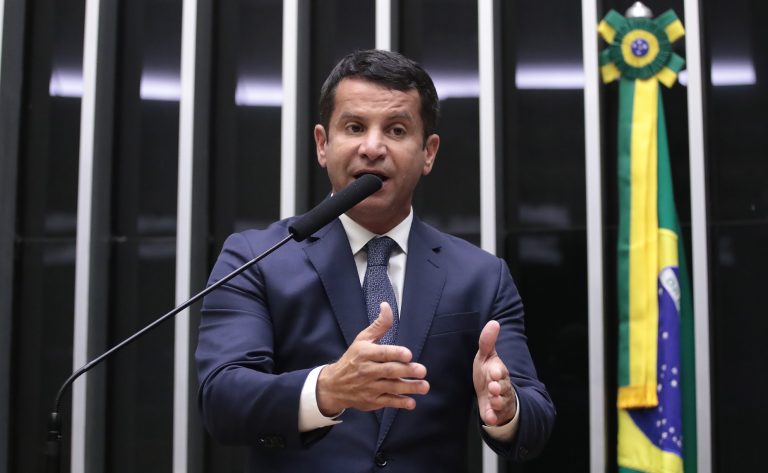 Discussão e Votação de Propostas Legislativas. Dep. Doutor Luizinho (PP - RJ)