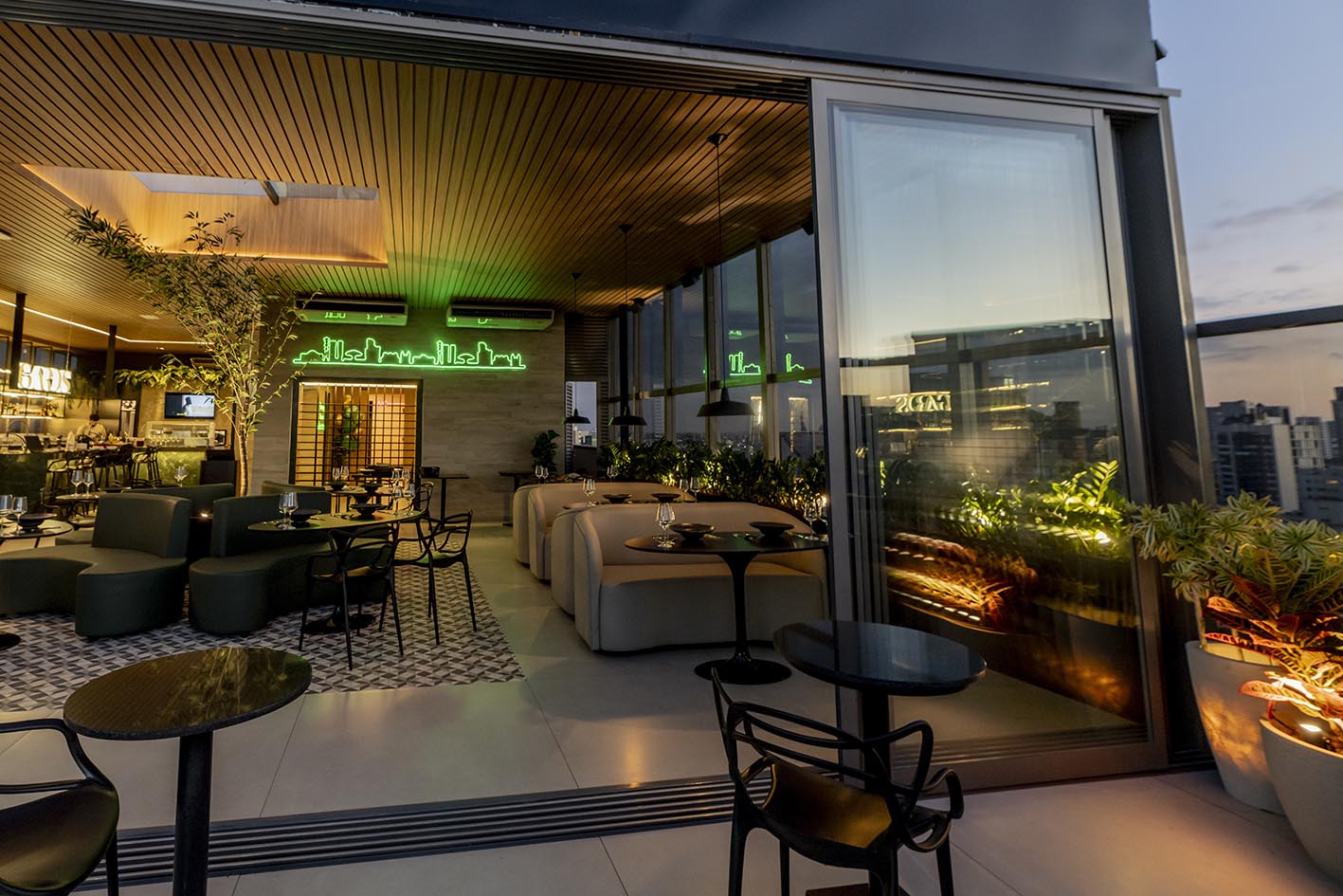 Gards Rooftop – foto Guto Tarasiuk (1) Gards Rooftop - foto Guto Tarasiuk (1)