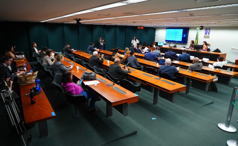 Audiência Pública - Regulação da medicina nuclear no Brasil.