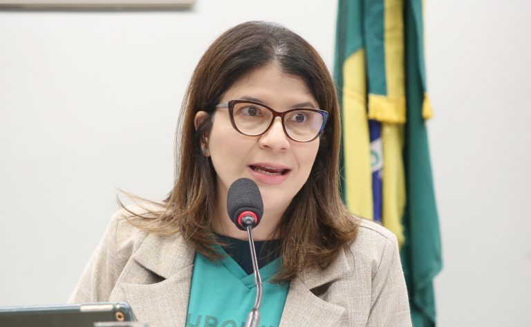 Audiência Pública Interativa - Protocolo Clínico e Diretrizes Terapêuticas para a neuromielite óptica. Dep. Carla Dickson (UNIÃO - RN)