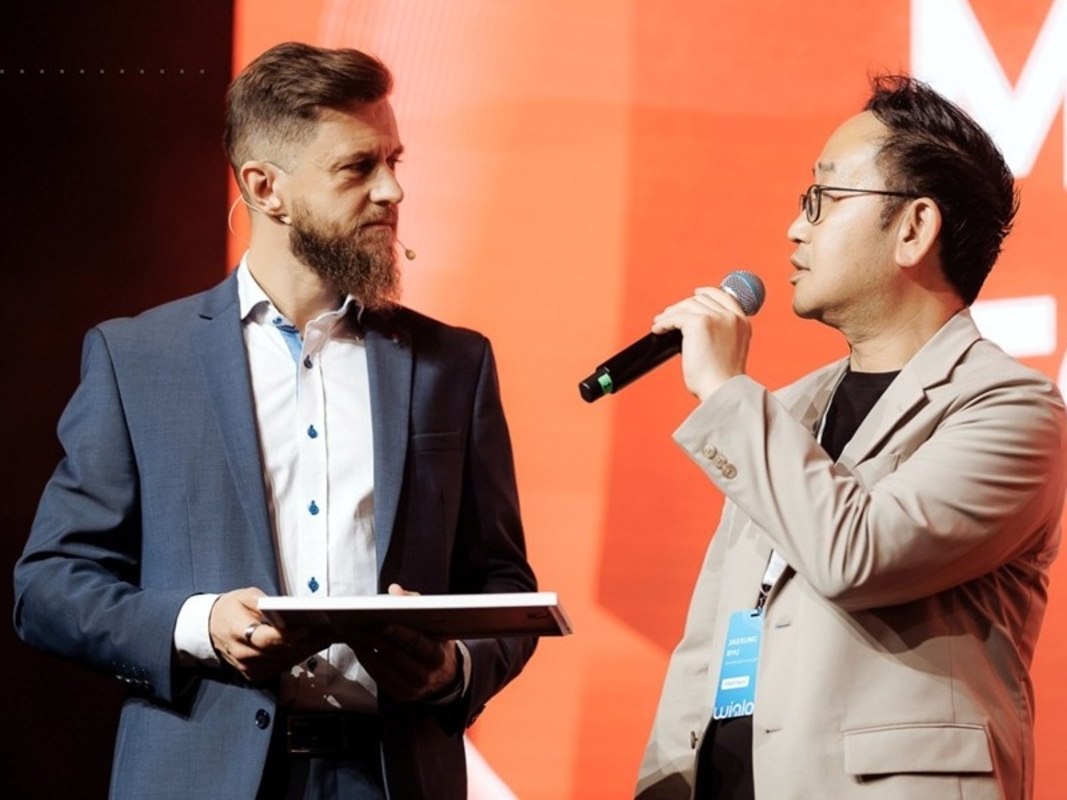 48f9c89b-a814-441c-8be2-6e527094e737