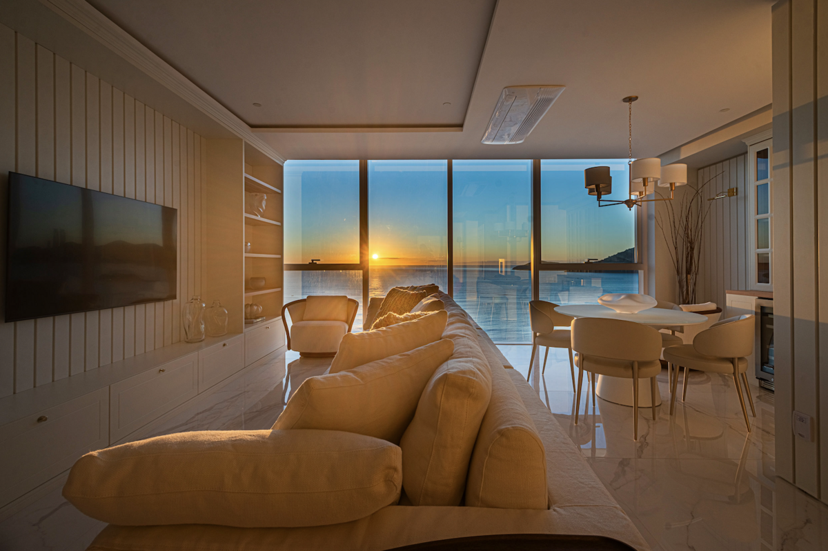 8ba580e1-34cb-432d-9b50-6a0e6e082479