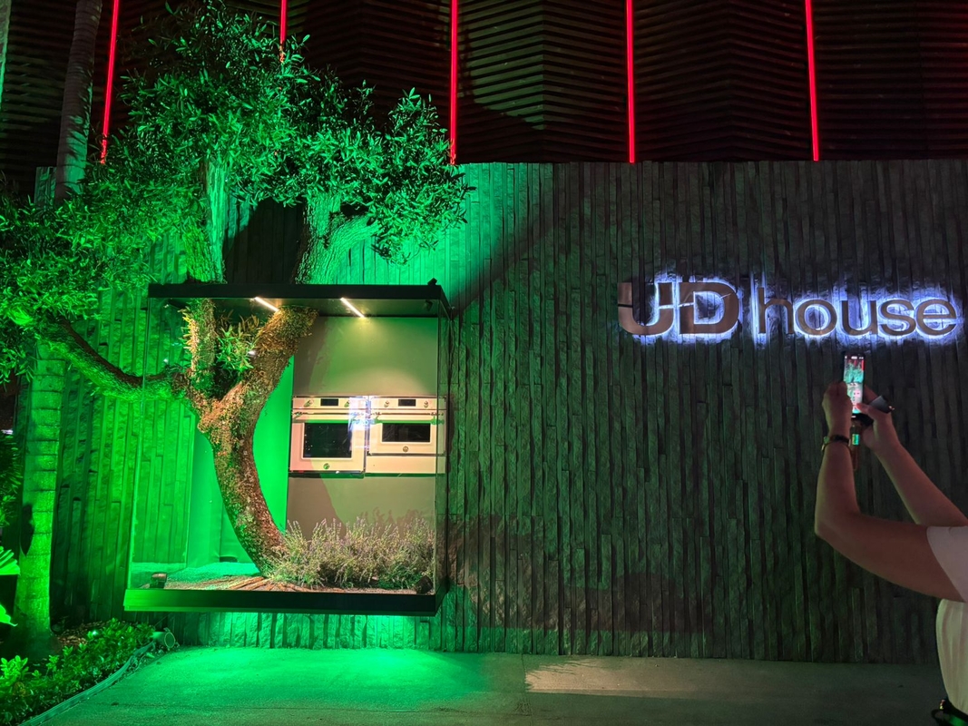 af12d15c-4217-4d32-ac83-3a1f4bf4ed23