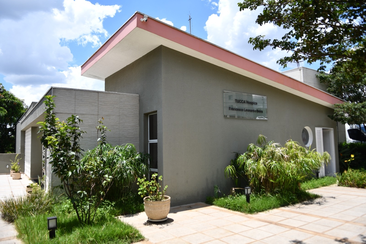 1f85e385-19d8-461b-989f-f66c004677ad