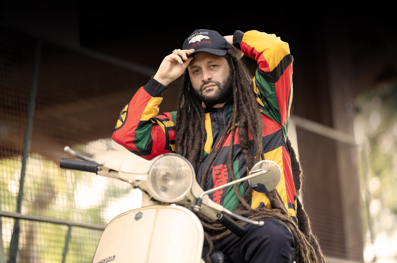 Astro mundial do reggae, Alborosie vem à capital paranaense em dezembro – Cred Talowa Productions Cred Talowa Productions