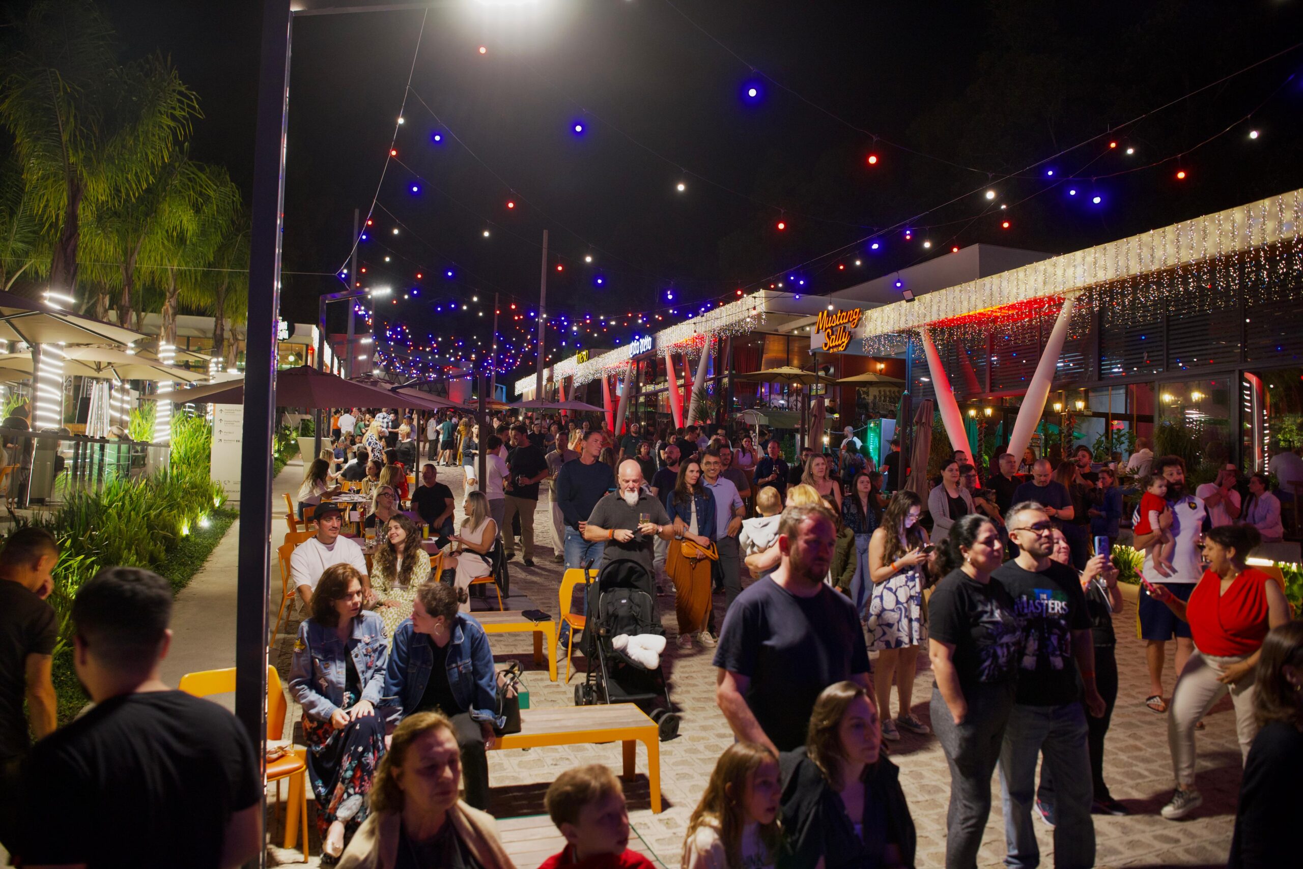 Operações gastronômicas e de entretenimento apresentam promoções e pratos especiais (Créd
