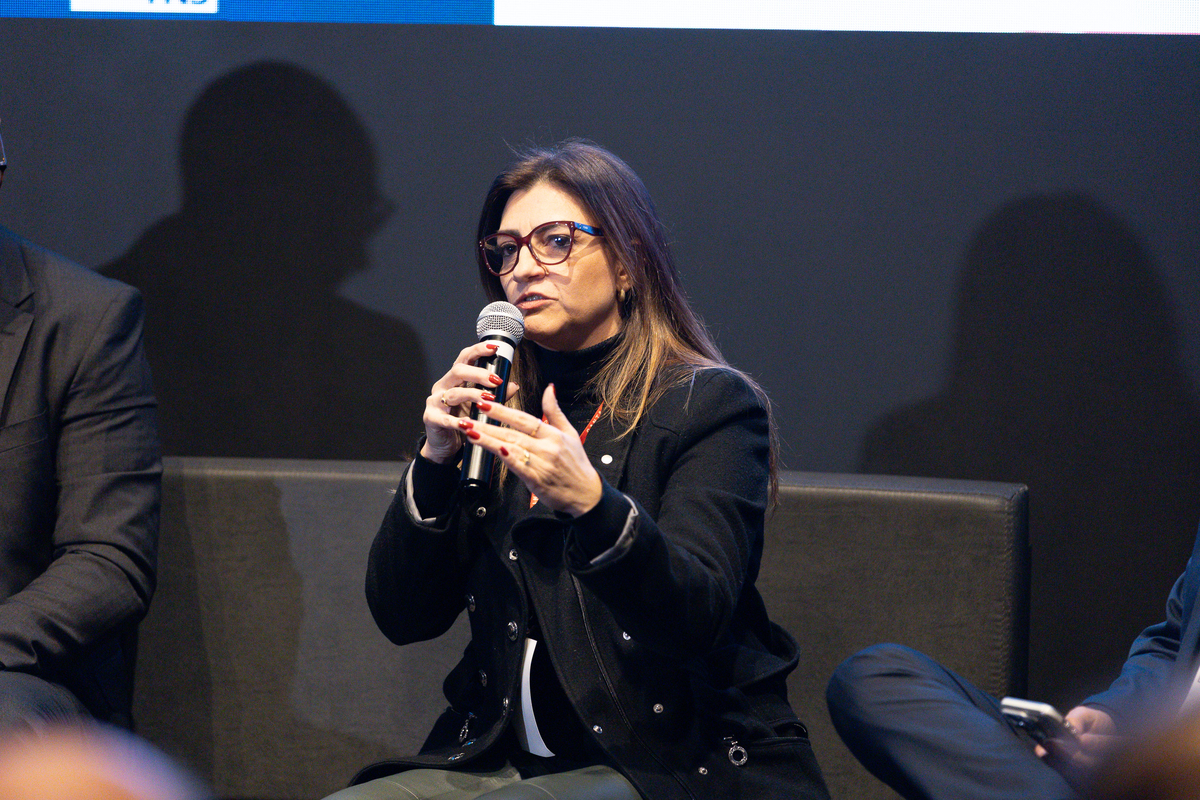 a912a075-2e7f-41dc-b637-09cdff346017