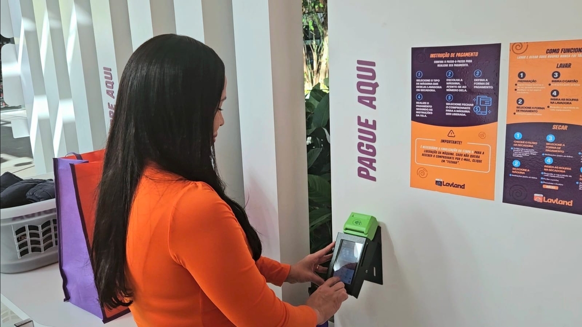 df8cb151-faeb-43d5-a5d4-882b5f1d8bad