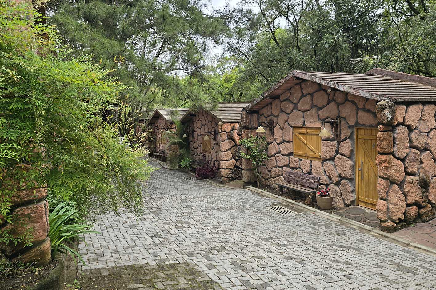 Chales VilaKatu - foto Kenzo Higashii (1)