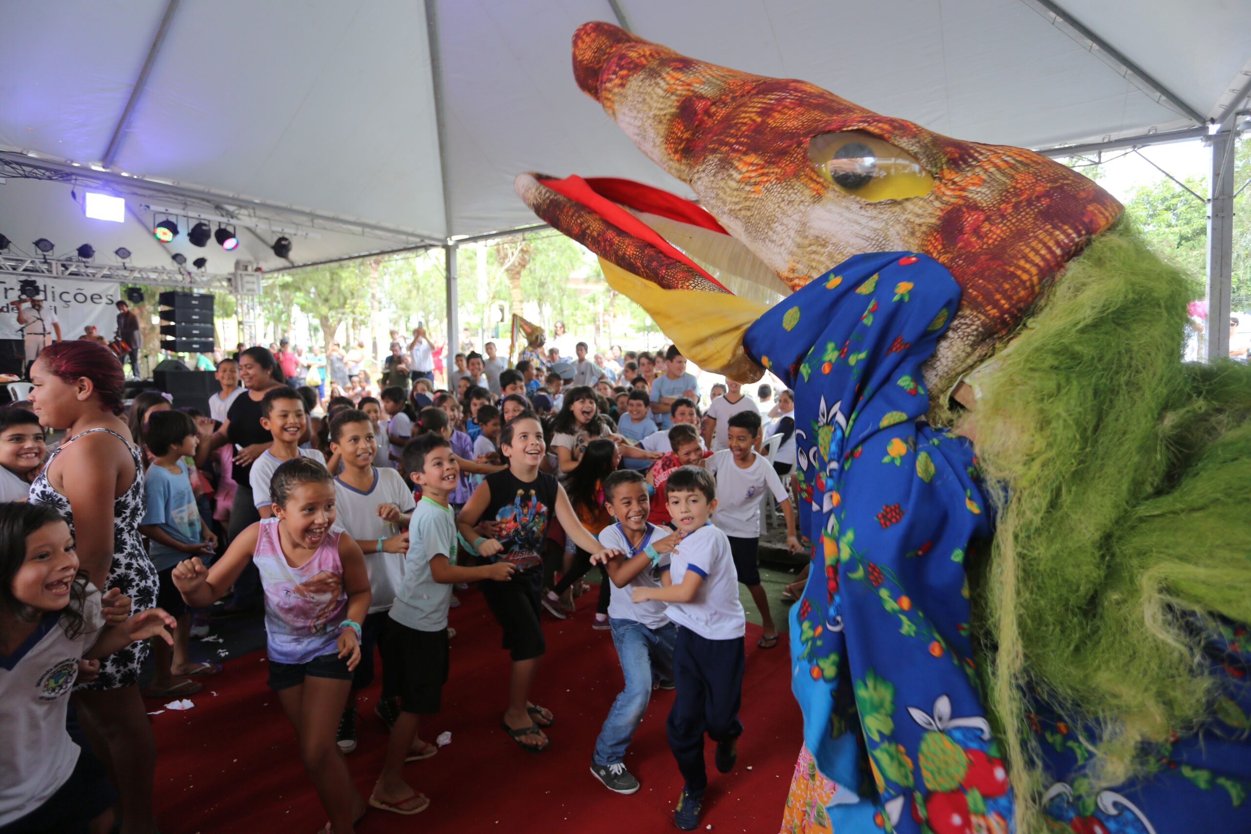 Boi de Mamao – foto Daniel Castellano Boi de Mamao - foto Daniel Castellano