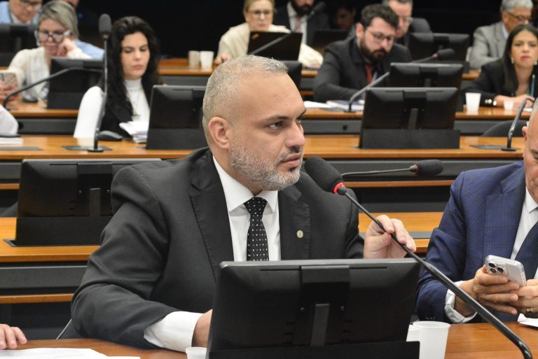 deputado-marcos-tavares-01-768x513-1