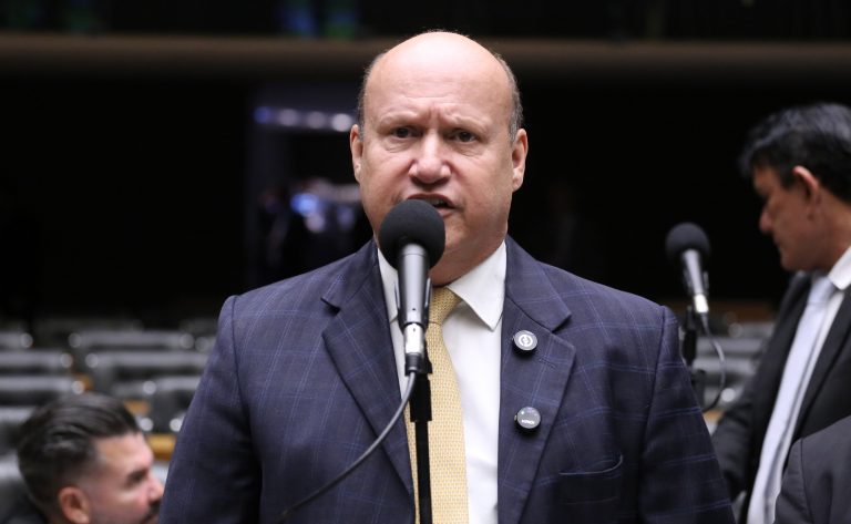 Discussão e votação de propostas legislativas. Dep. Célio Silveira (MDB - GO)